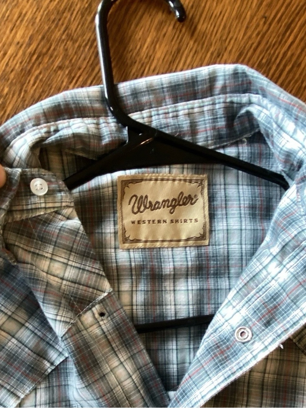 Wrangler Men’s Light Blue and Gray Plaid Button-Down Shirt